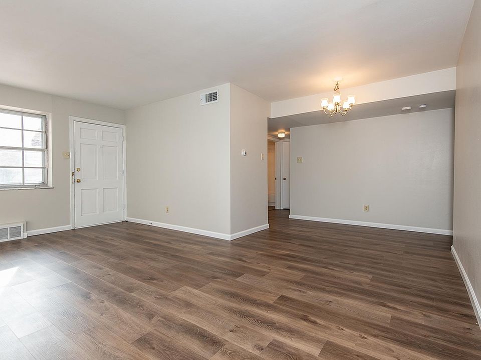 1st image of 6936 Colonial Woods Dr #90