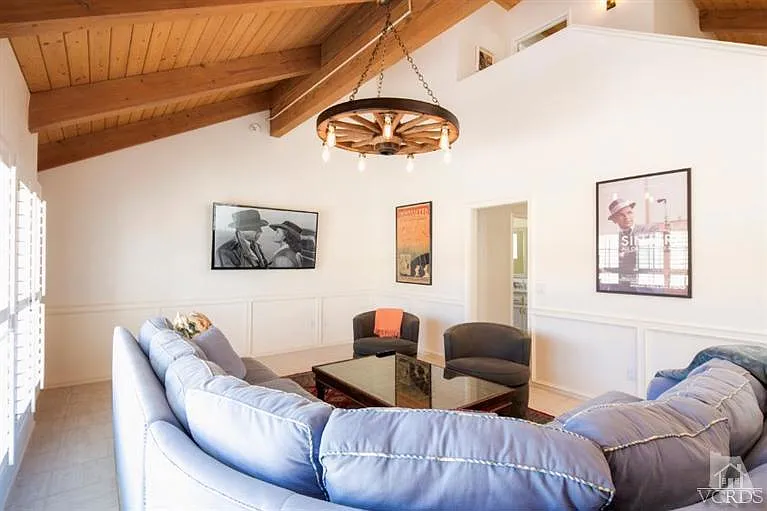 4025 Ocean Dr — Photo 26