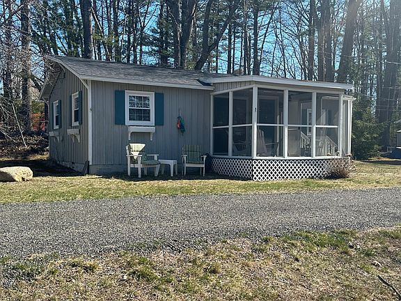 2nd image of 1627 Post Road #5