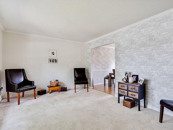 5th image of 3074 Serpentine Dr