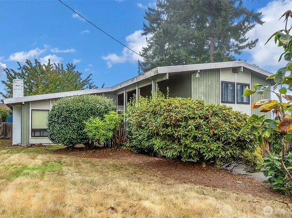 23102 21st Avenue S, Des Moines, WA 98198