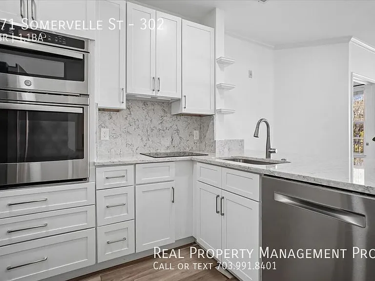 171 Somervelle St #302 — Photo 10