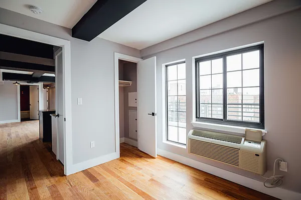 Rented by Nooklyn NYC LLC | media 3