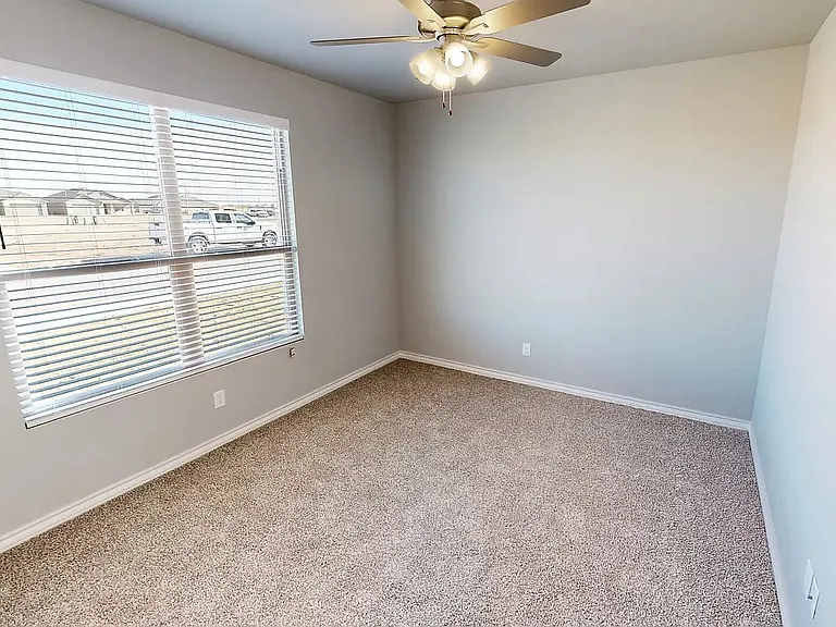 5803 Waverly Ave — Photo 7