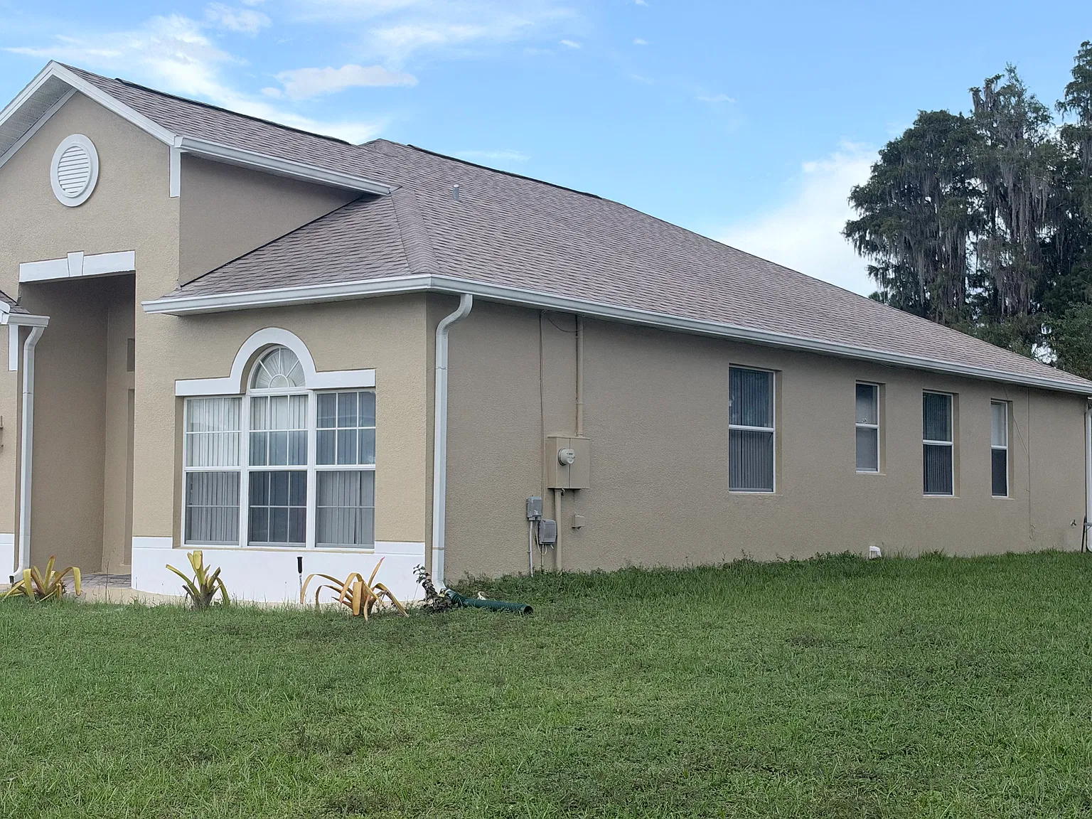 4 bed, 1952 sqft, $2,250 — Photo 2