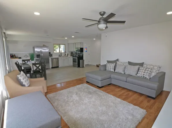 1102 Turnstone Way, Oceanside, CA 92057