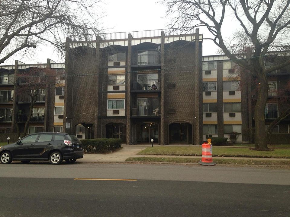 1st image of 6800 N California Ave APT 3Q
