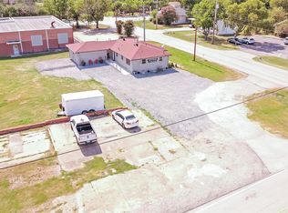 612 N 3rd St, Princeton, TX 75407