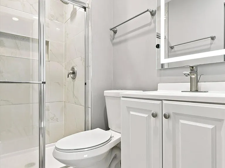 106 Woodside Cir — Photo 16