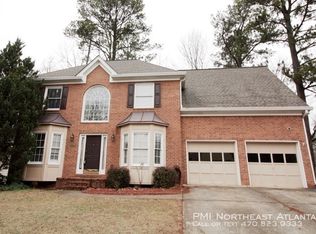 625 River Overlook Dr, Lawrenceville, GA 30043
