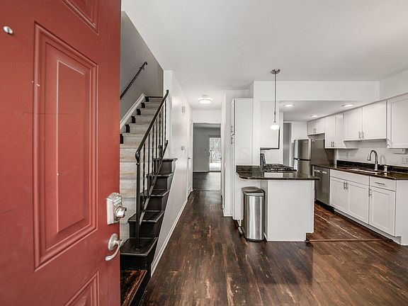 3rd image of 2603 Scioto View Ln #M