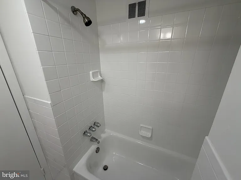 22 Windsor Rd — Photo 28