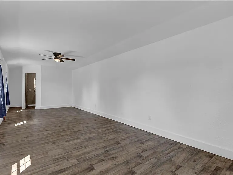 14043 Tennessee Ave — Photo 20