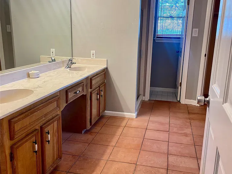 21122 Harvest Hill Ln — Photo 24