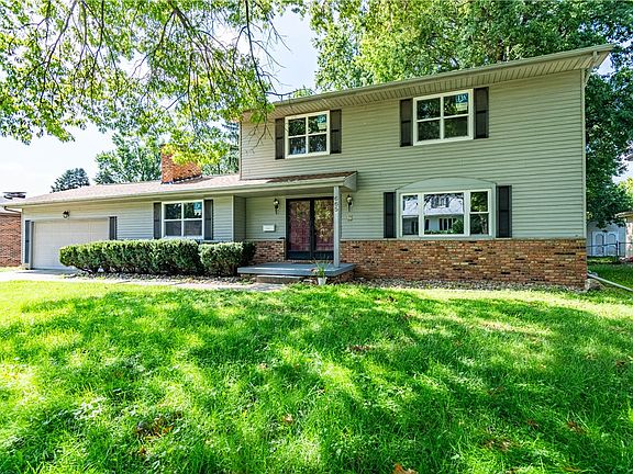 2nd image of 665 Crestline Dr