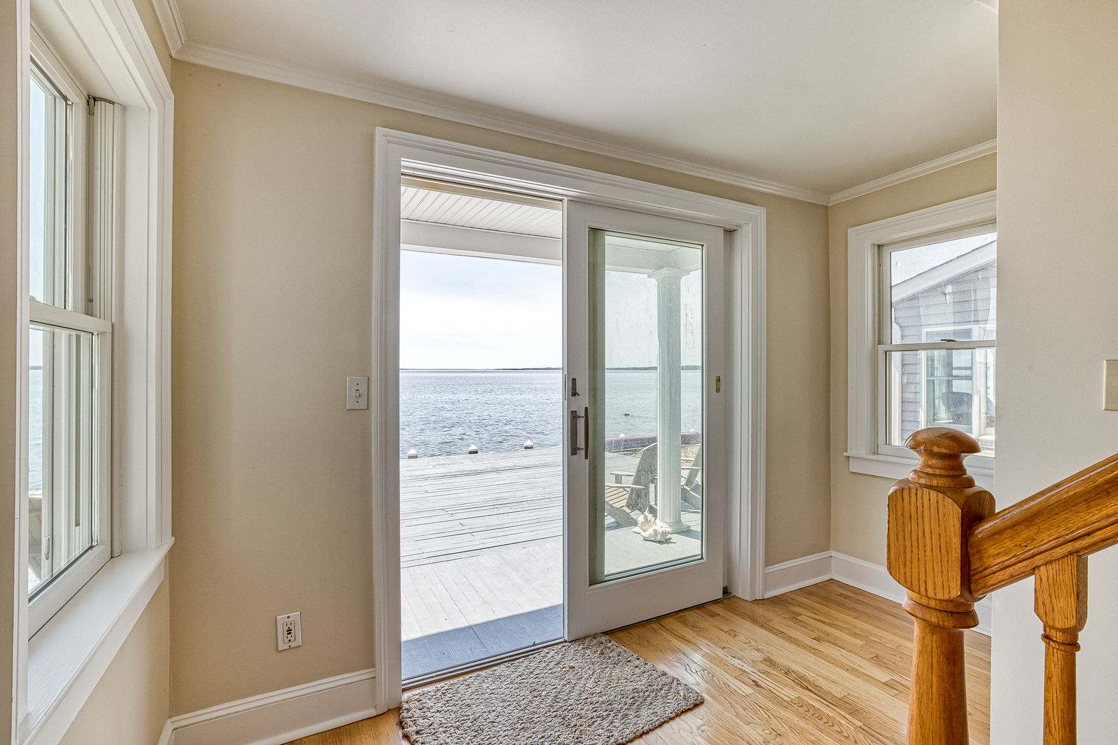  Sliding doors to Bayside deck