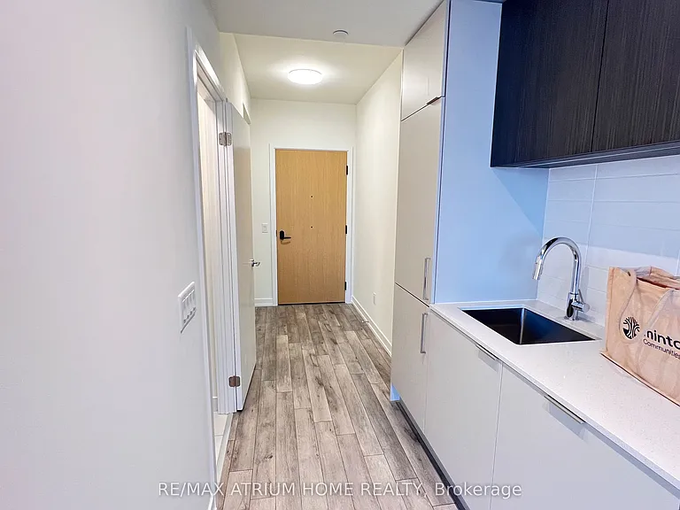 89 Church St #4705 — Photo 22