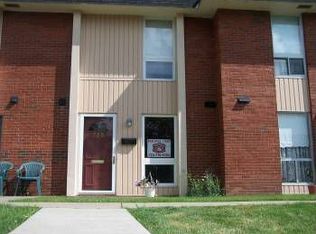 520 College Park Dr, Moon Twp, PA
