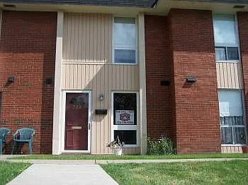 520 College Park Dr photo 1