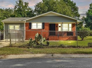 1307 Turnpike Rd, Fayetteville, NC 28305