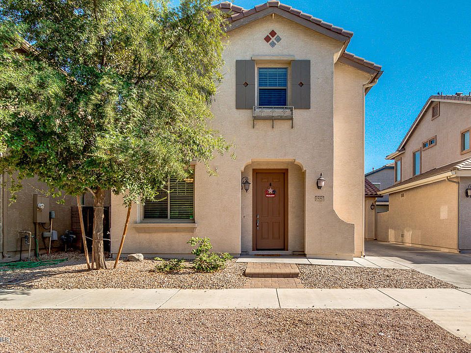 1st image of 19067 E Seagull Dr
