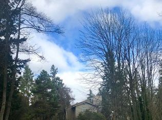 901 Hildebrand Ln NE #7544835, Bainbridge Island, WA 98110