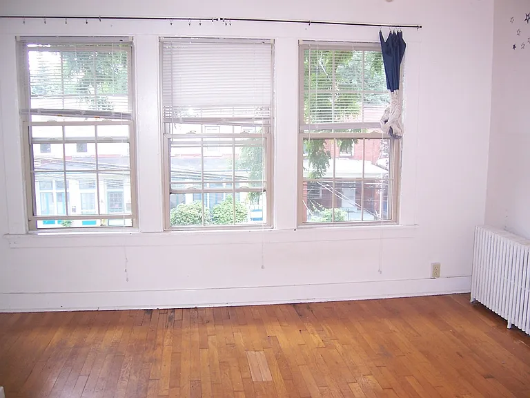 5923 Douglas St — Photo 7