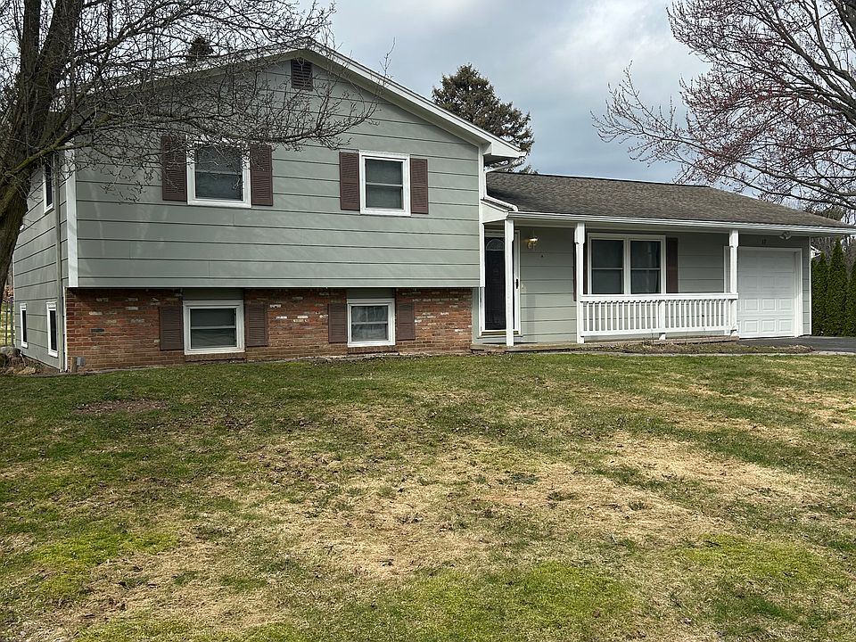 1st image of 17 Matthew Dr