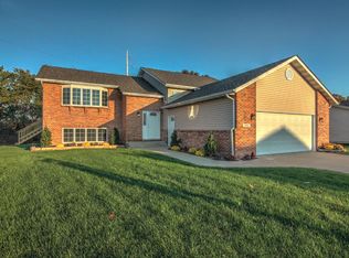 8803 Calhoun Pl, Crown Point, IN 46307