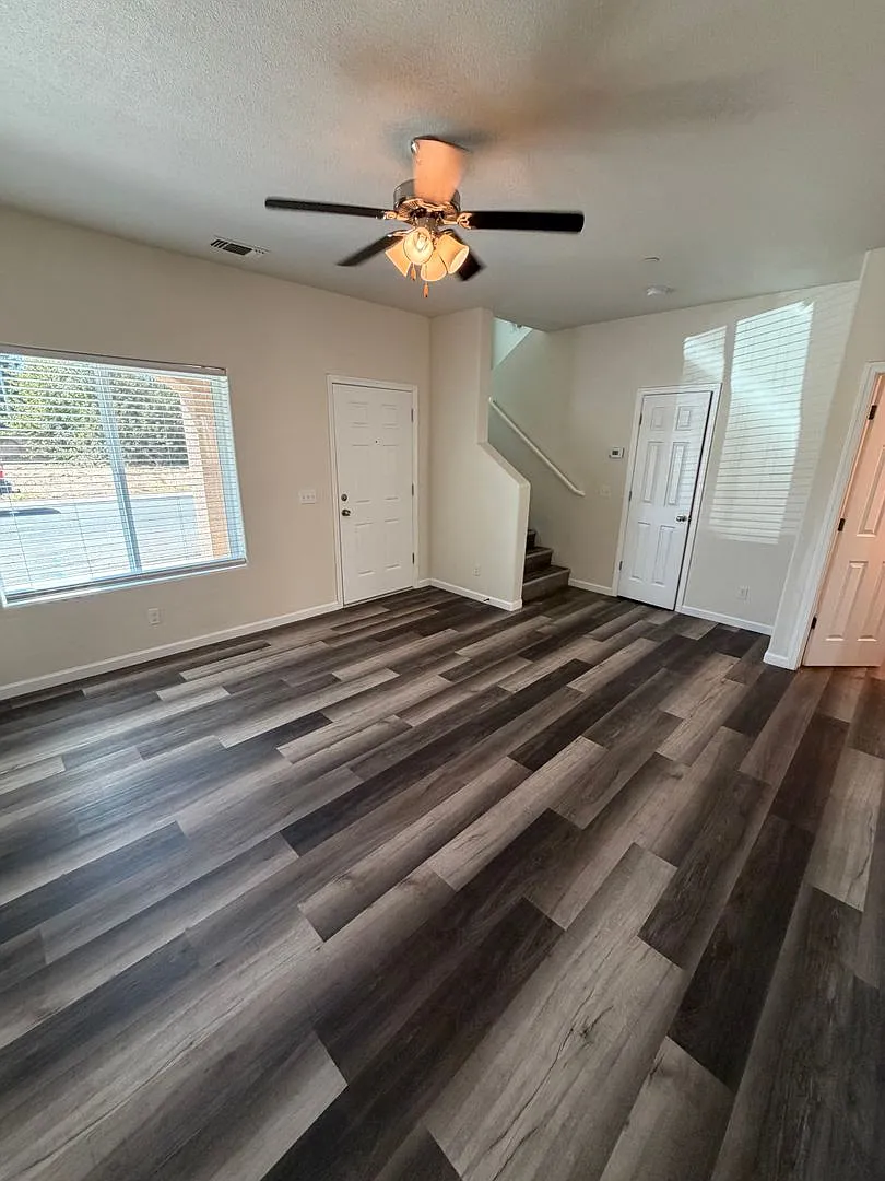 Brand new Merced Home. — Photo 3