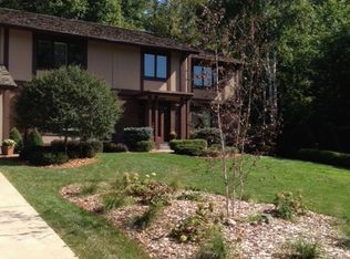 1324 Laura St, Mendota Heights, MN 55118