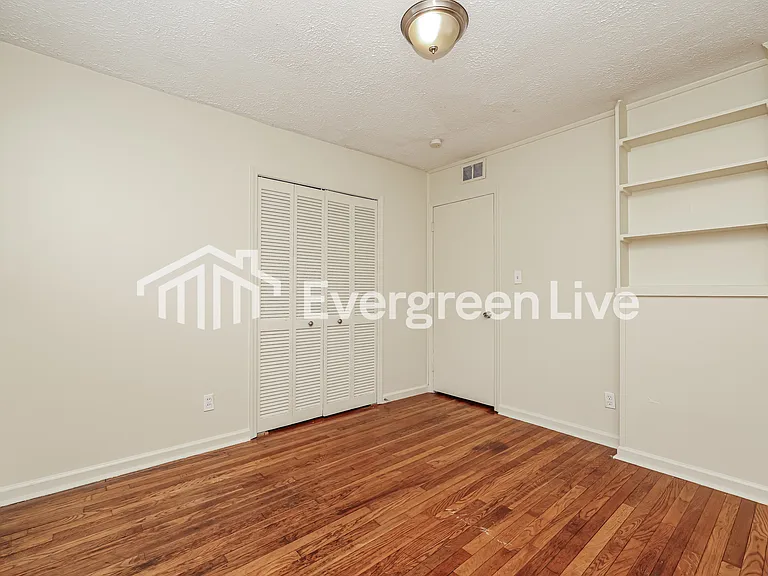5338 Rawlings Dr — Photo 9