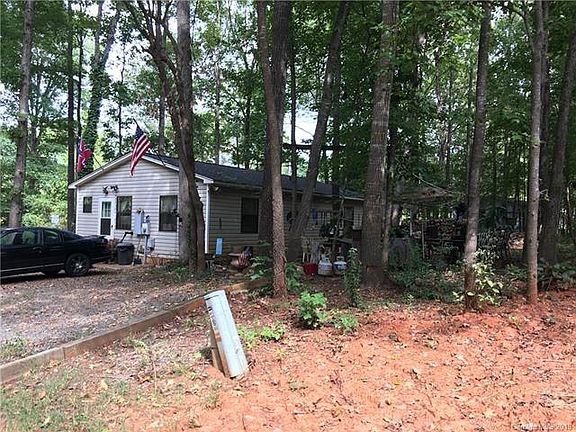 5th image of 8601 Newgrass Ln