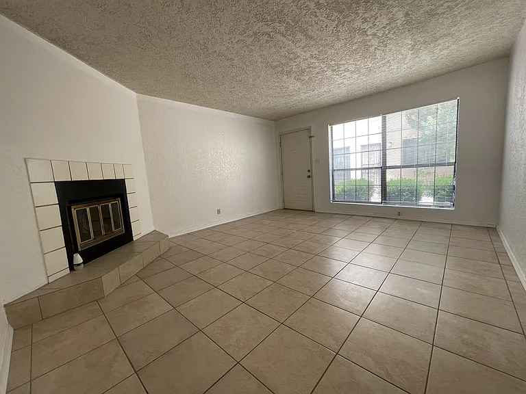 6041 Sequoia Rd NW #1-B5 — Photo 4