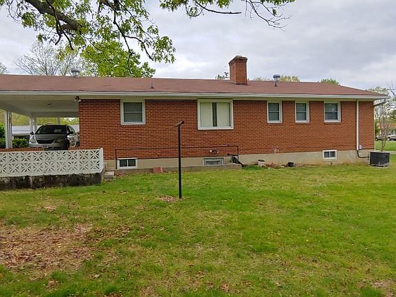 3rd image of 104 Ferrol Ave