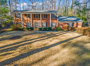 1313 Hickory Ln, Auburn, AL 36830