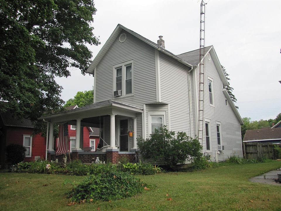 1st image of 326 Lafayette Ave