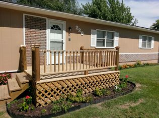 220 E Washington Ave, Burrton, KS 67020