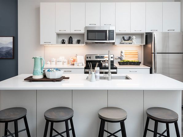 Madison Place Apartments | 50 W River Center Blvd, Covington, KY