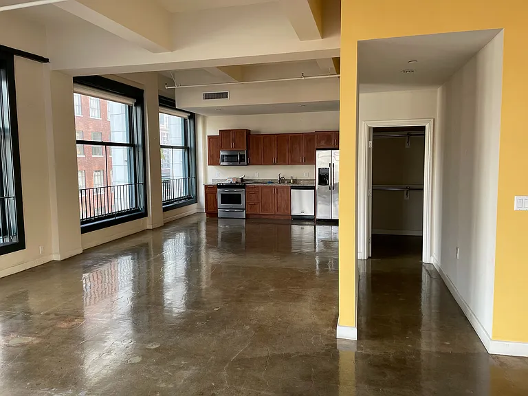 The Metropolitan Lofts — Photo 65
