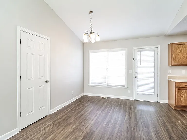 105 Birch Ct — Photo 6