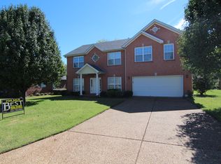 1035 Oakhall Dr, Mount Juliet, TN 37122