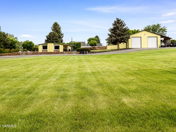 400 Lancaster Rd, Selah, WA 98942