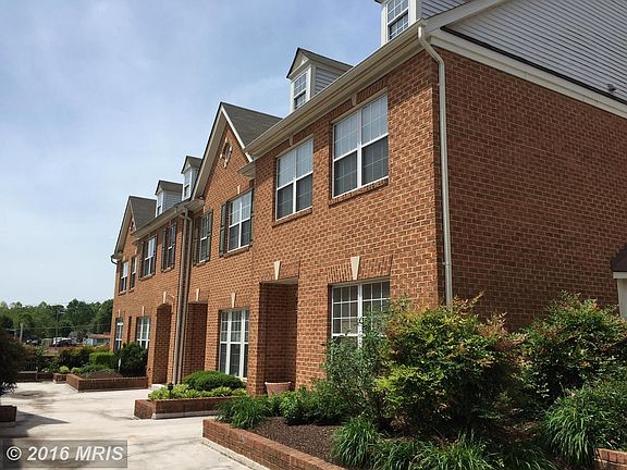 3rd image of 6026 Madison Overlook Ct