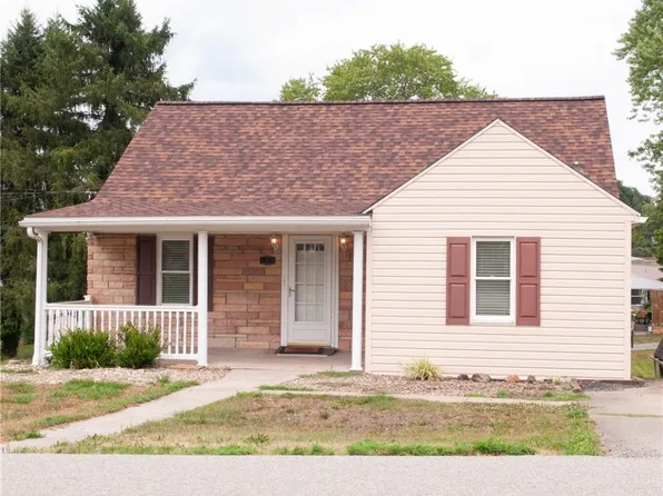 120 Ellsworth Ave, Mount Morris, PA 15349