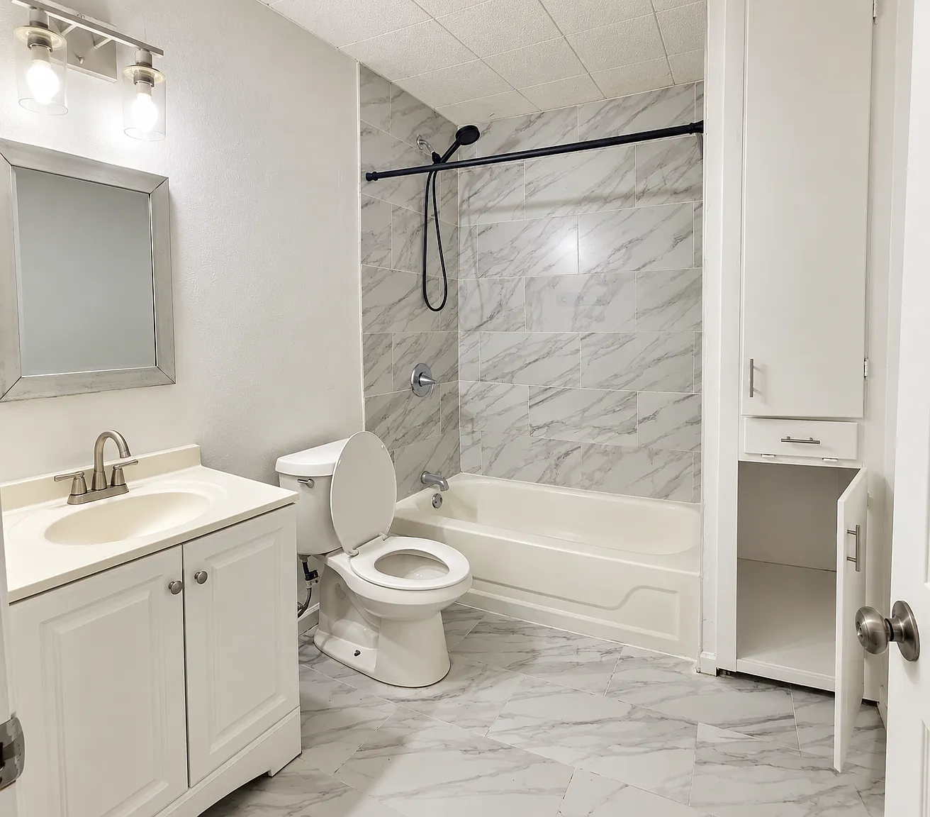 2 bed, 700 sqft, $849 — Photo 4