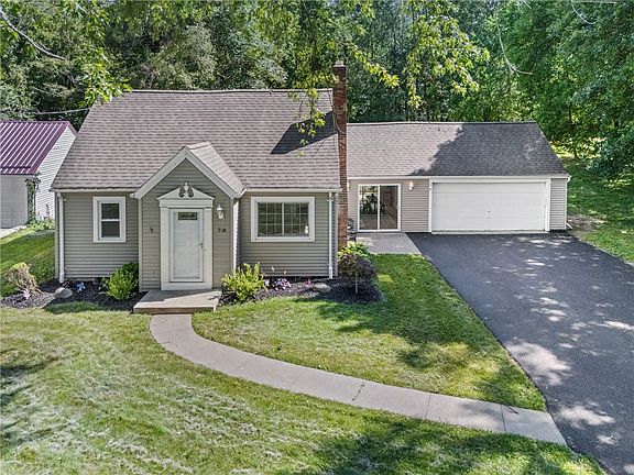 3rd image of 70 Fenton Rd