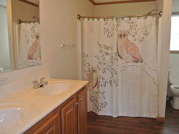5th image of 1527 Eddleman Dr