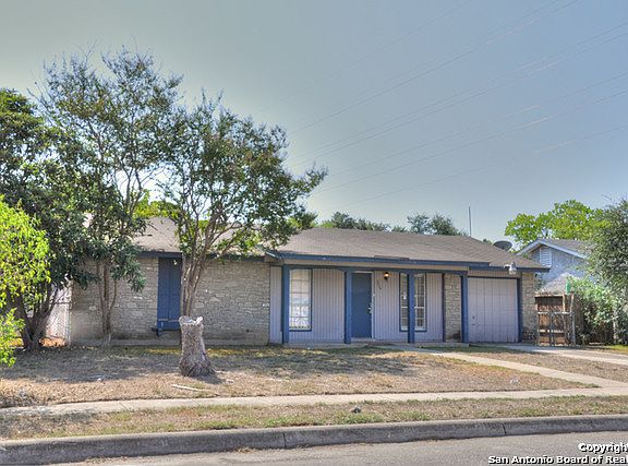 3rd image of 7334 Cherrybrook St