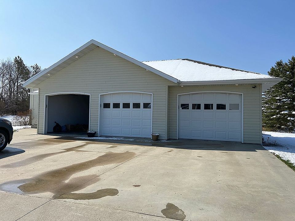 3 stall garage